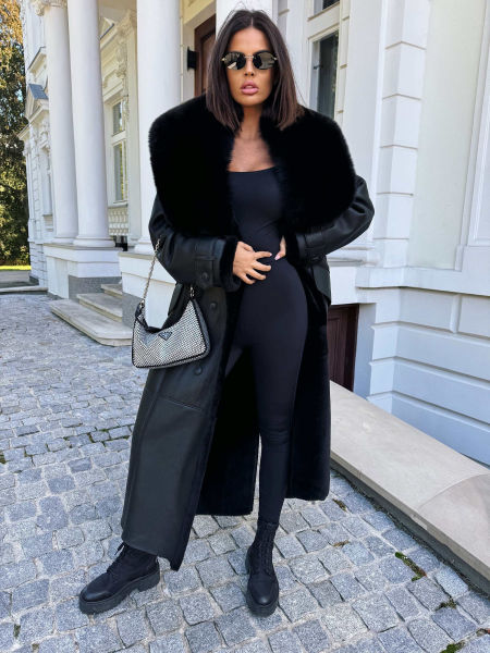 Długi kożuch z lisem